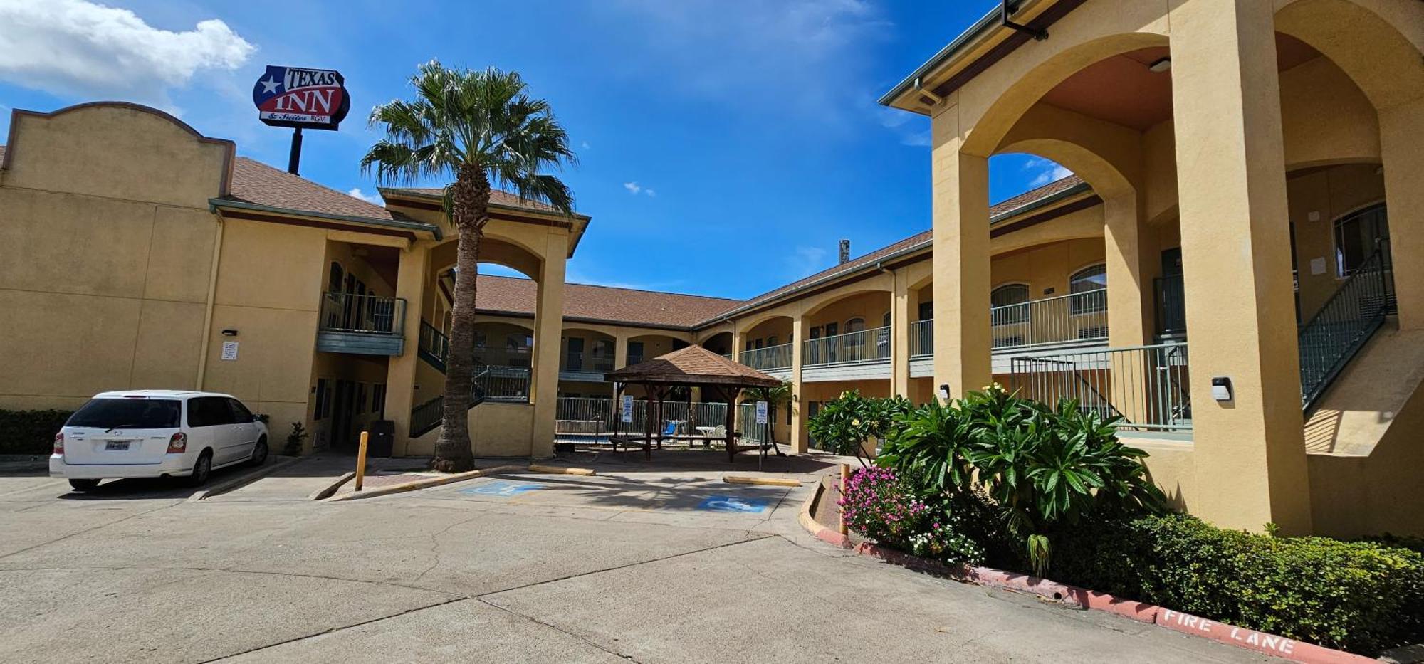 Texas And Rgv Hotel 3*